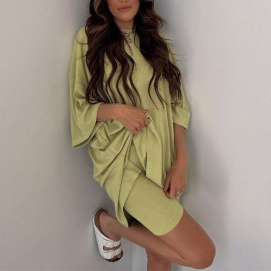 Women's Summer Shorts Set – Loose Tee & Slim Pants Outfit