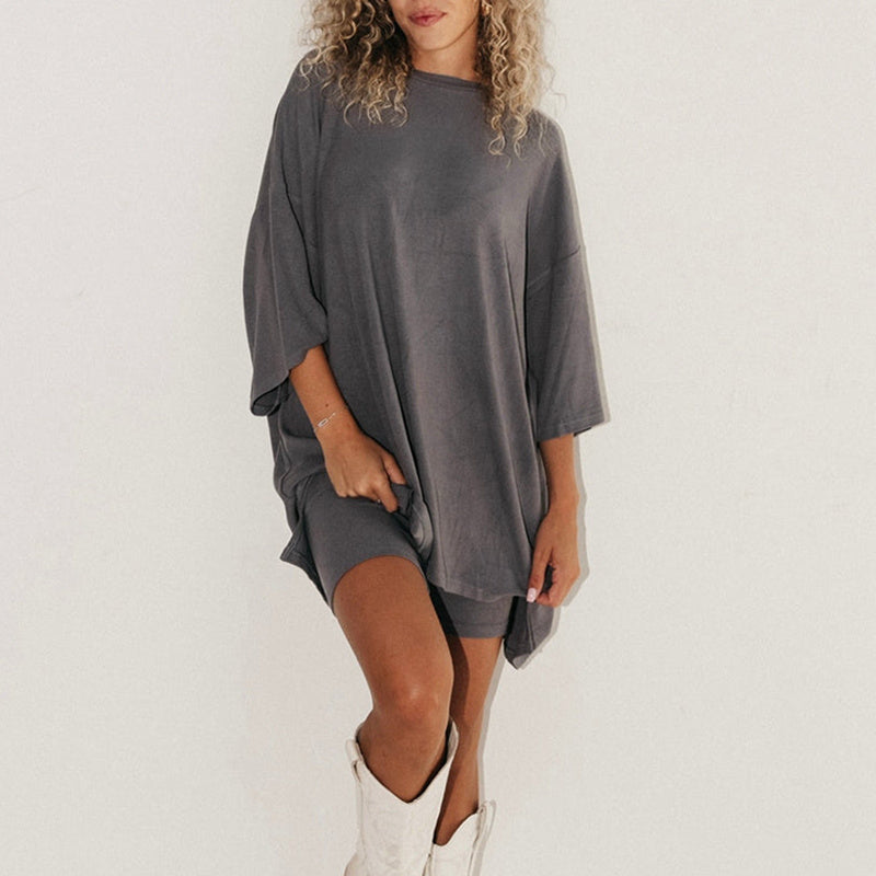 Women's Summer Shorts Set – Loose Tee & Slim Pants Outfit